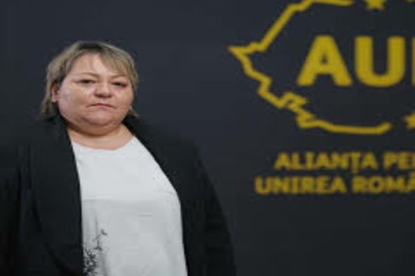 Ramona Lovin (deputat AUR): „Românii din Ucraina, abandonați de Președintele României și de Ministrul de Externe”