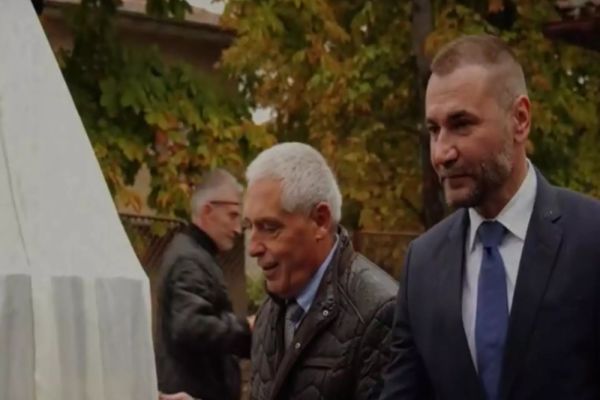 GABRIEL FLOREA (AUR): ”BUSTUL REGELUI CAROL I, DONAT MUZEULUI ROMÂNESC DIN PORDIM ESTE UN OMAGIU ADUS PRIETENIEI ȘI MEMORIEI COMUNE ROMÂNO-BULGARE” 