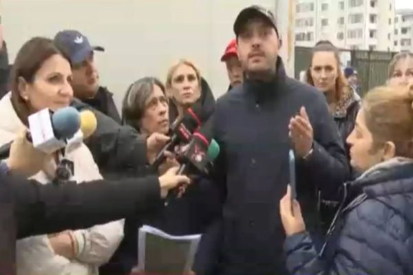 Anca Alexandrescu este din nou în mijlocul bucureștenilor: Când voi ajunge la Primărie, voi deschide ușile pentru cetățeni, nu pentru șmecherii pe bani mulți – LIVE TEXT