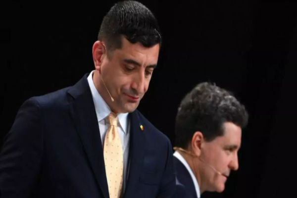 George Simion îl acuză pe Nicușor Dan de ipocrizie în privința „dezinformării”: Tocmai el se plânge?