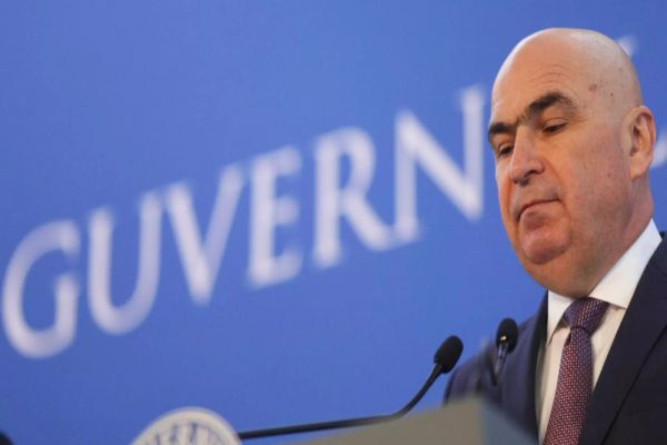 Scrisoare: Premierul Bolojan i-a avertizat pe judecătorii CCR în legătură cu reformarea pensiilor speciale – DOCUMENT