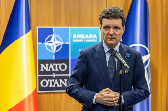 Încrederea în Nicușor Dan stagnează, iar tot mai mulți români văd alegerile anticipate drept soluție