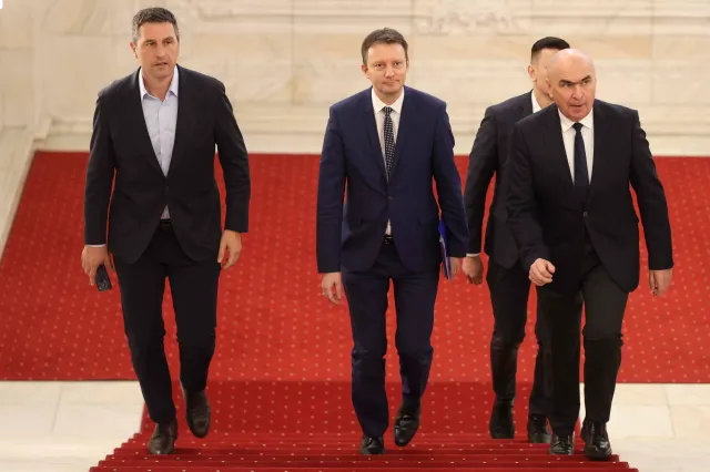 Cum poate trece Guvernul Mureșan fără voturile PSD. Varianta luată în calcul de PNL
