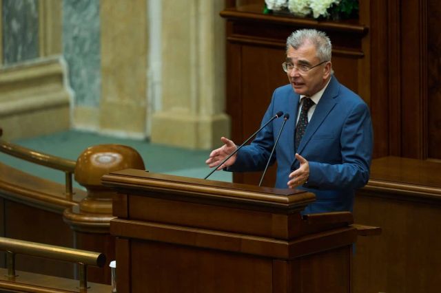 Petrișor Peiu, liderul senatorilor AUR: „Mini-reactoarele nucleare de la Doicești, prilej de etalare a neputinței și neștiinței”