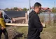 GEORGE SIMION A SĂRIT ÎN AJUTORUL SINISTRAȚILOR DIN GALAȚI. LIDERUL AUR AJUTĂ LA RECONSTRUCȚIA LOCUINȚELOR OAMENILOR AFECTAȚI DE INUNDAȚII VIDEO